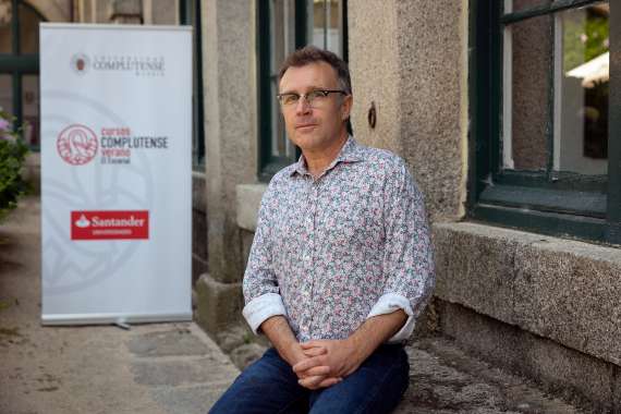 “El arte debe ser imperfecto, como la vida misma y en constante evolución”